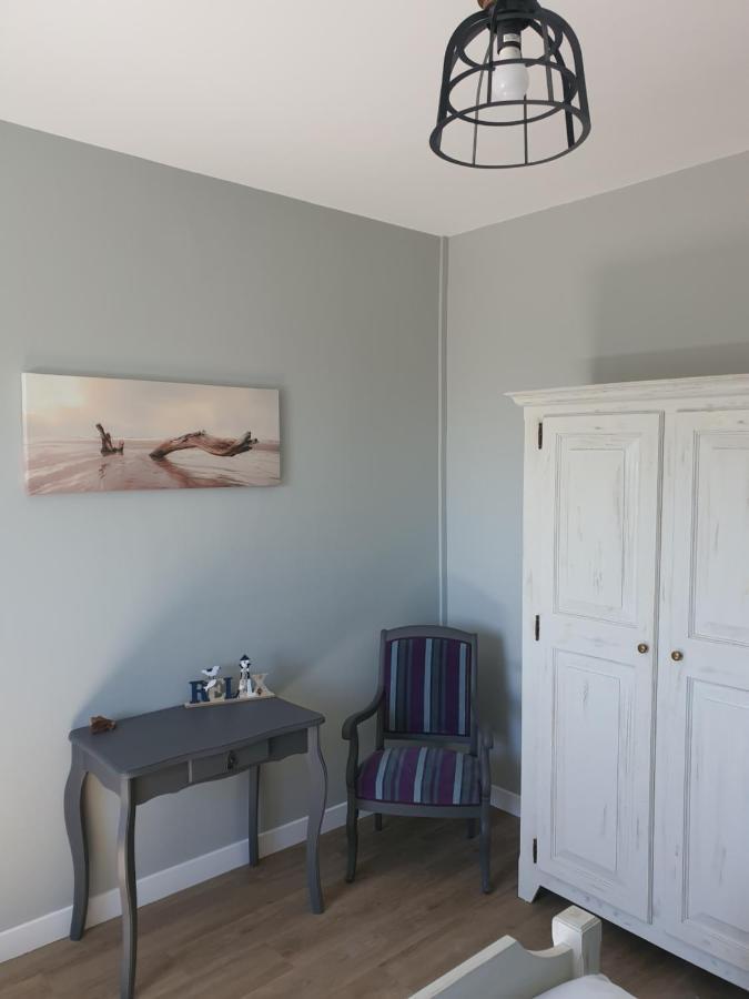 Les 5 Escales Bed & Breakfast Parthenay Exterior photo